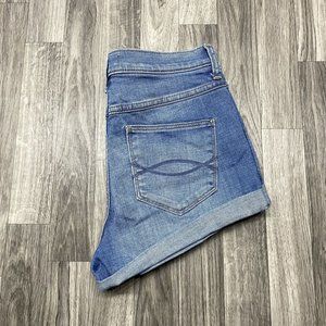 ABERCROMBIE & FITCH High Rise Roll Up Blue Denim Mom Jean Shorts Women's Size 8